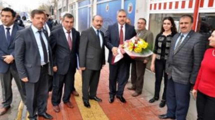 Vali Okur; &ldquo;banaz&rsquo;daki Hizmetler Memnuniyet Verici&rdquo;