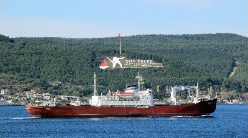 Rus Askeri Gemisi &Ccedil;anakkale Boğazı&rsquo;ndan Ge&ccedil;ti