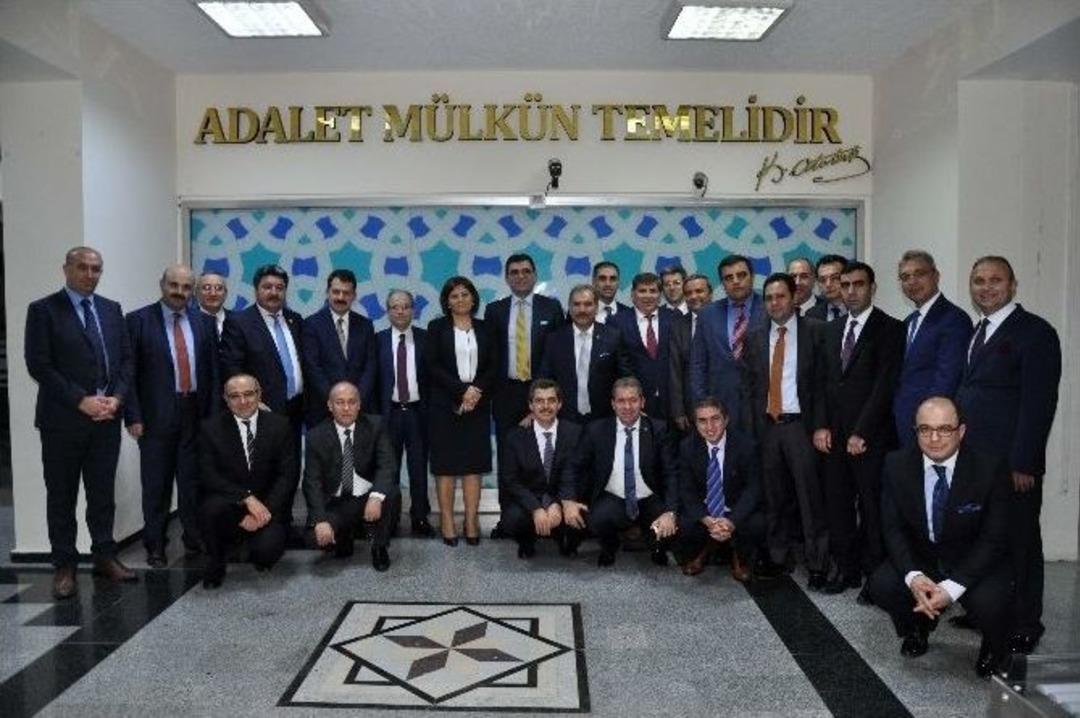 Hsyk Başkan Ve &Uuml;yelerinden Adana &Ccedil;ıkarması