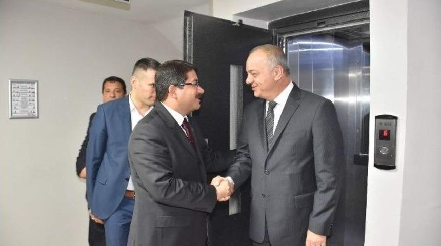 Başkan &Ccedil;elık Başkan Erg&uuml;n&rsquo;&uuml; Ağırladı