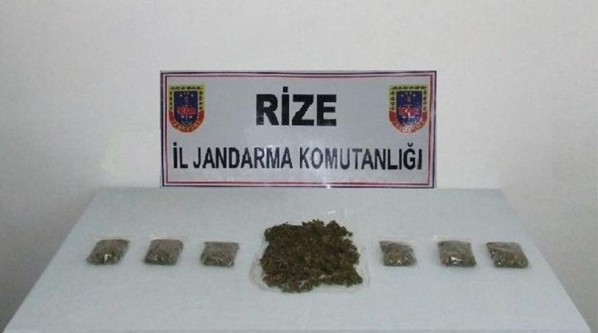 Rize&rsquo;de Silah Ve Uyuşturucu Operasyonu