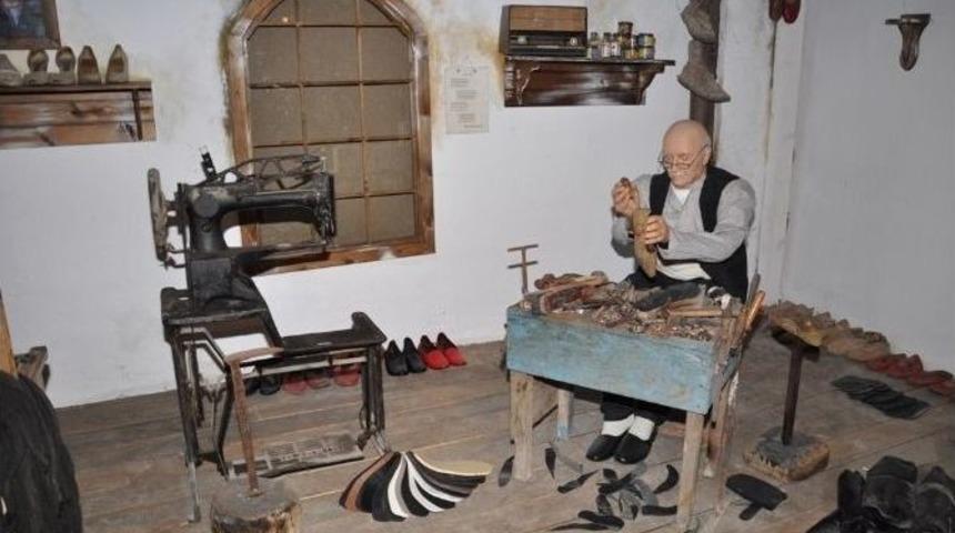 Eski Zanaatları Unutturmayan M&uuml;ze