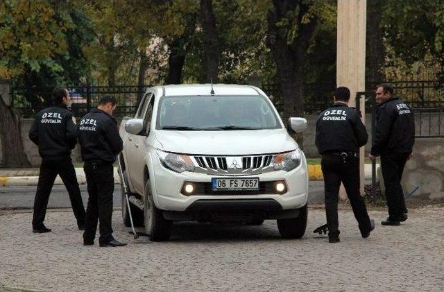 El&ccedil;i İ&ccedil;in S&uuml;merpark&rsquo;ta Taziye Kuruldu 2