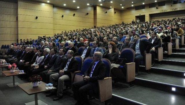 İtü Rektörü Beü’de Söyleşiye Katıldı