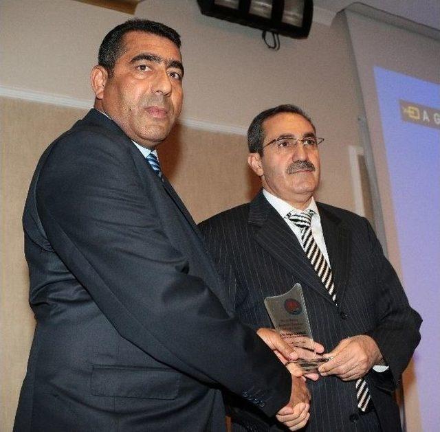 Şgd’den Dicle Edaş’a Plaket