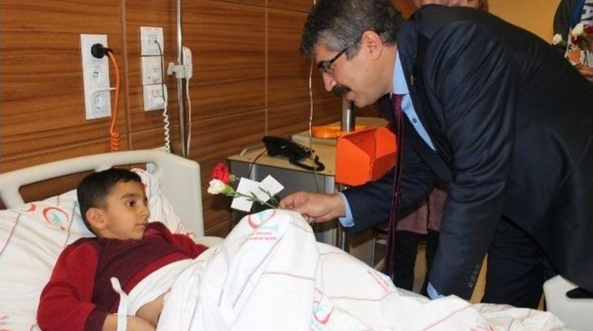 Ak Parti Adıyaman İl Başkanlığından Hastalara Ziyaret