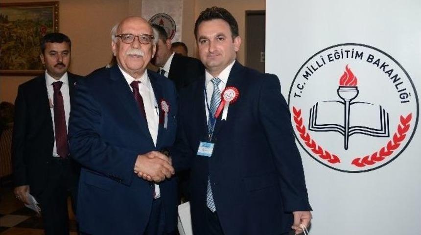 Cevizci, &rsquo;eğitim Teknolojileri Zirvesi&rsquo;ne Davet Edildi