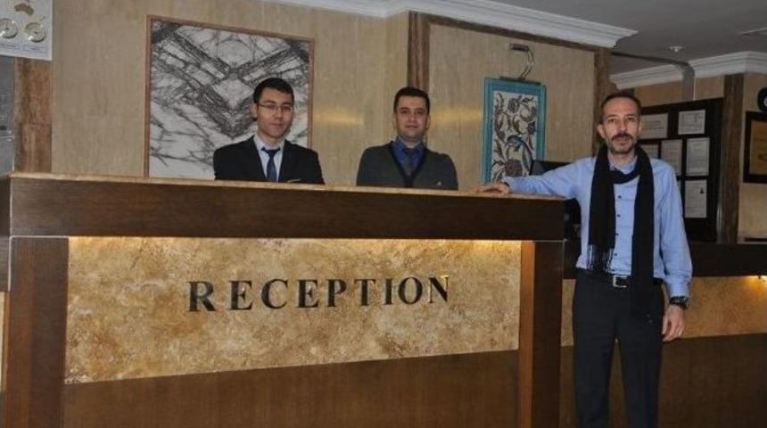 Emet Termal Resort Otel&rsquo;de Genel M&uuml;d&uuml;r Mustafa H&uuml;g&uuml;l