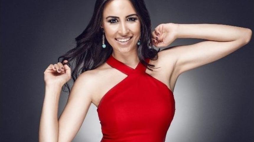 &ldquo;o Sesin&rdquo; İzmirlisi Sanat D&uuml;nyasında