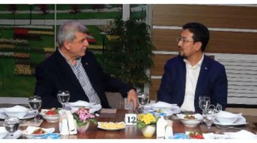 Başkan Karaosmanoğlu, &lsquo;&rsquo;mazlum Milletler Yetim Değildir&rsquo;&rsquo;