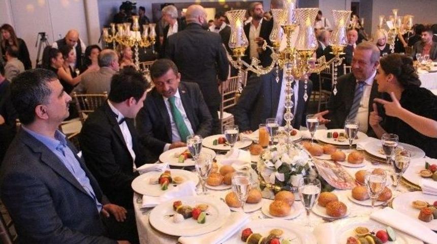 İha&rsquo;ya Bir &Ouml;d&uuml;l De Moon Life Dergisi&rsquo;nden