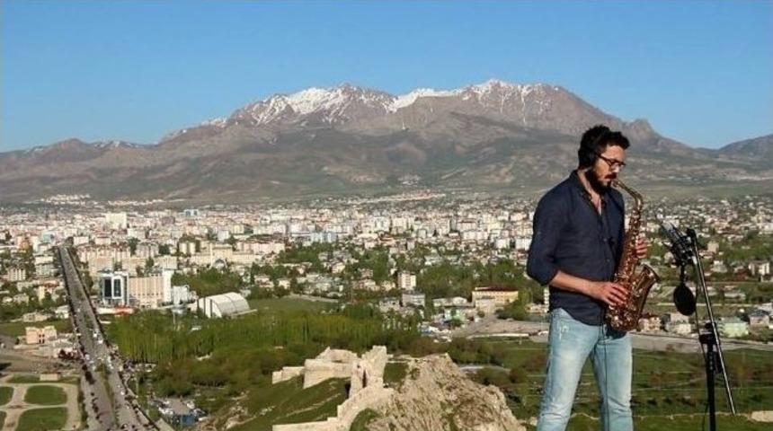 Van T&uuml;rk&uuml;leri Klibi Tamamlandı