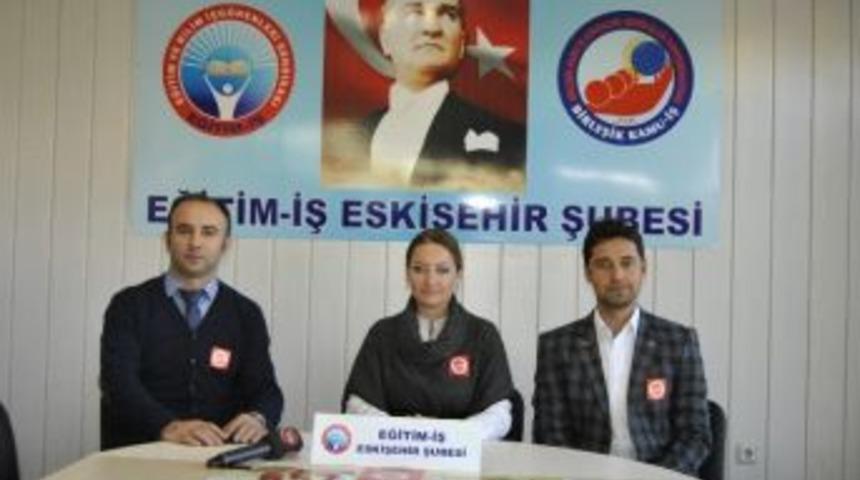 &Ouml;ğretmenlerden İmza Kampanyası