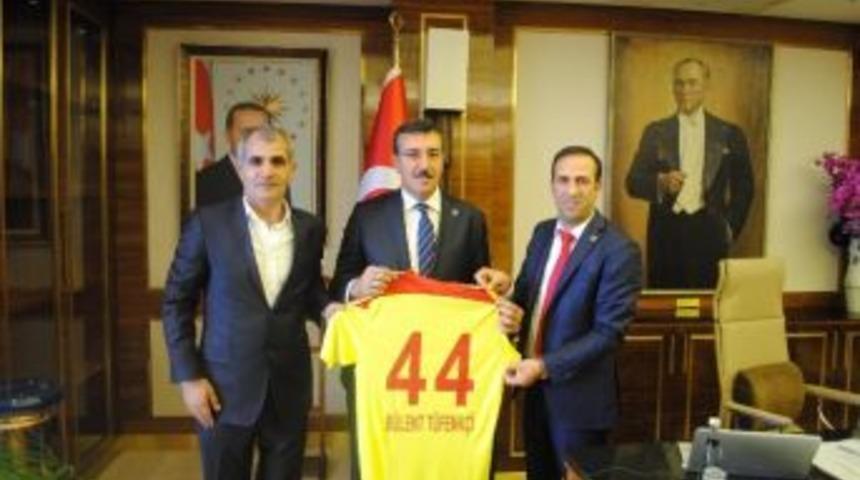 Adil Gevrek&rsquo;ten Bakan T&uuml;fenkci&rsquo;ye &lsquo;hayırlı Olsun&rsquo; Ziyareti