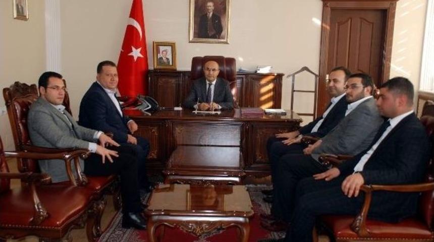 Adıyaman 1954 Spor Kul&uuml;b&uuml;, Vali Ve Belediye Başkanıni Ziyaret Etti