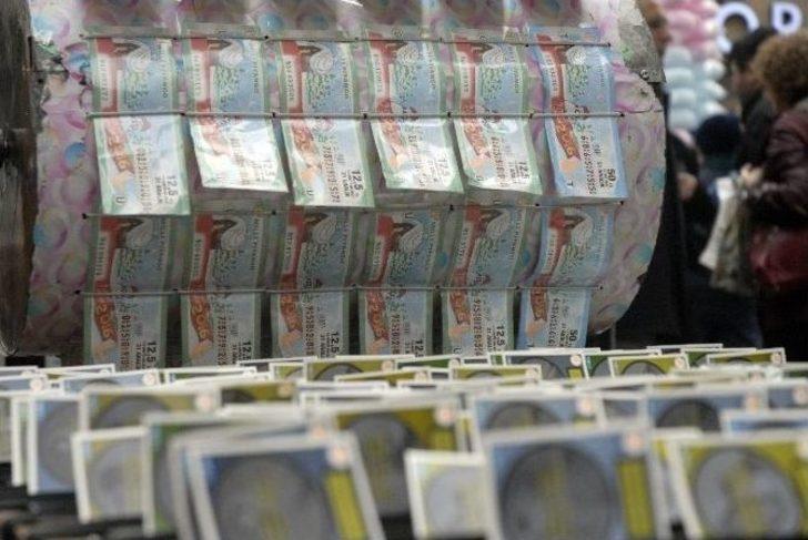 ’milyon’ Değil ’trilyon’ Yazarak Dikkat Çekiyorlar G3