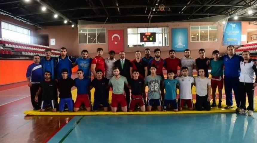 Sancaktepe G&uuml;reş Takımı Ligde Doludizgin