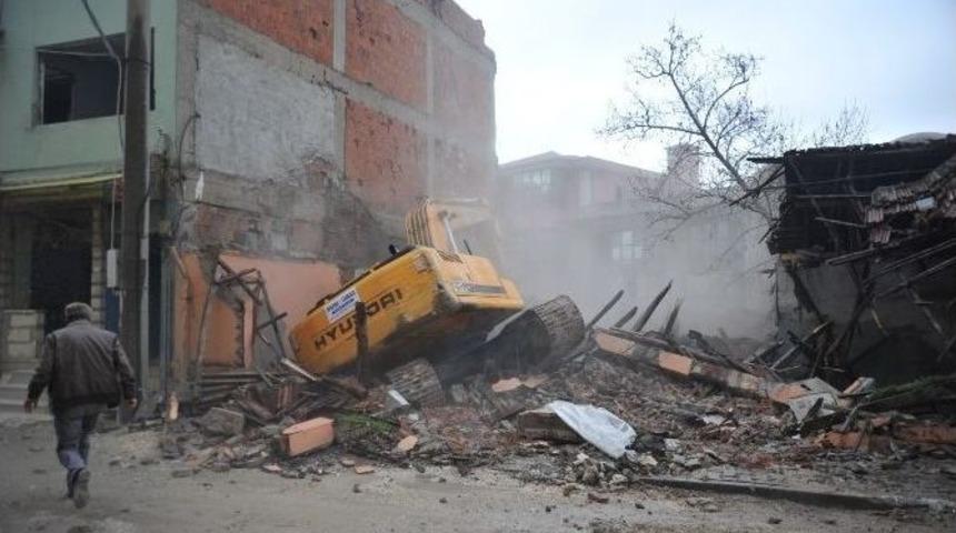 Mahkemeden Kentsel D&ouml;n&uuml;ş&uuml;m İ&ccedil;in Durdurma Kararı