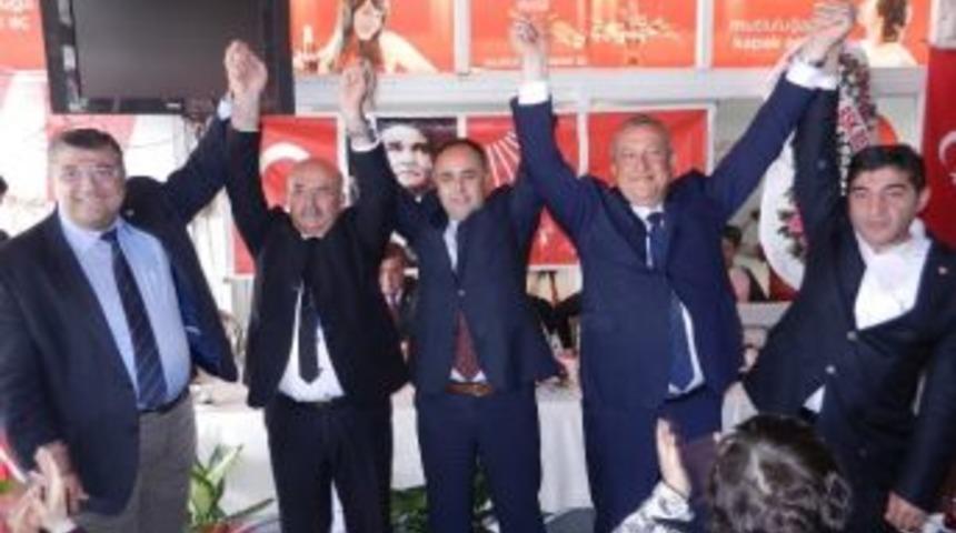 Dikili&rsquo;de Gergin Chp Kongresi