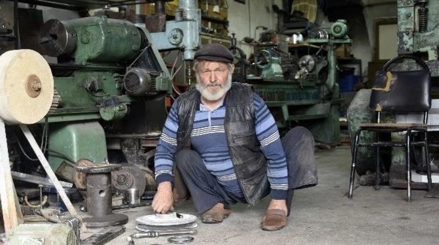 Doğuştan Engelli Ama Hayat M&uuml;cadelesinden Kopmuyor