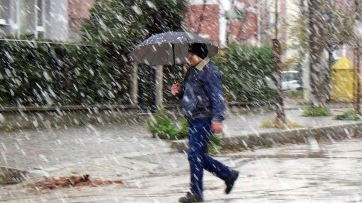 Bolu Kent Merkezi Karla Kaplandı