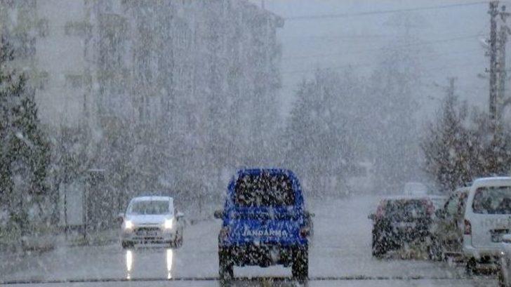 Bolu Kent Merkezi Karla Kaplandı G2