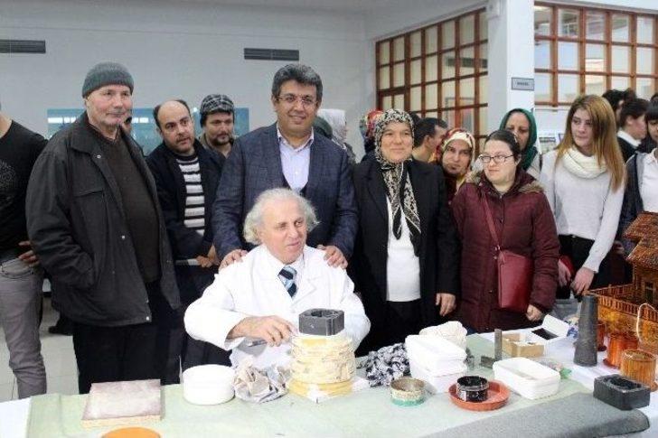 Görme, Konuşma Ve İşitme Engelli Ahşap Ustası Yaptıklarıyla Büyülüyor G4