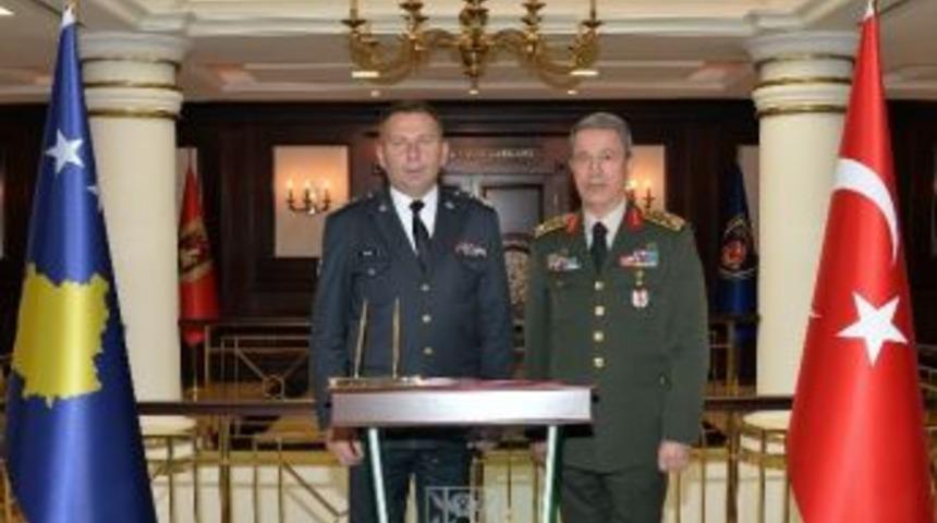 Kosovalı Komutandan Orgeneral Akar’a Ziyaret