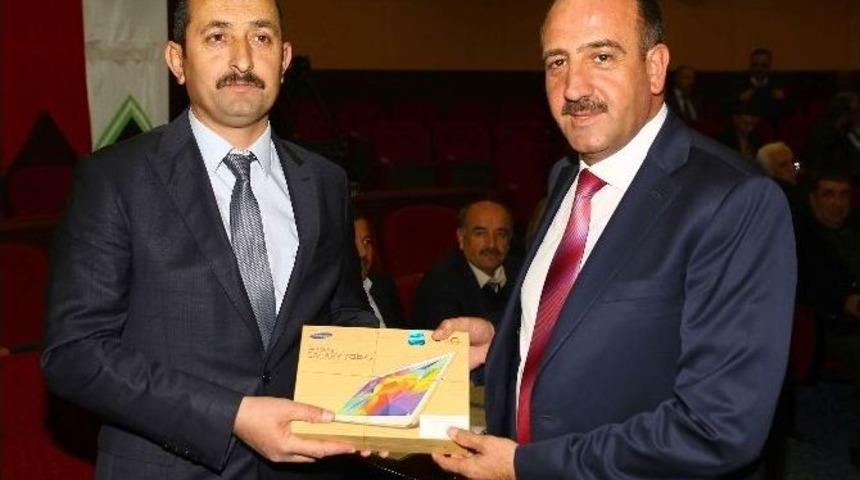 Başkan Duruay&rsquo;dan Meclis &Uuml;yelerine Tablet