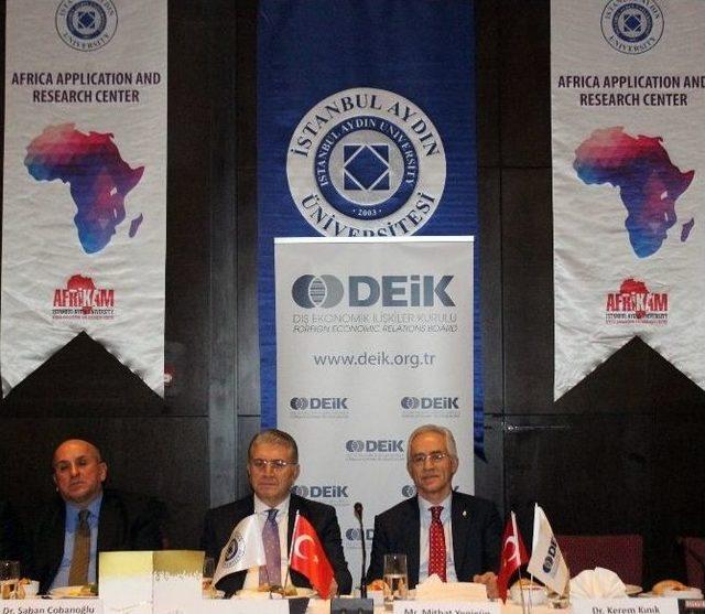 İstanbul Aydın Üniversitesi’nden Afrika’ya Eğitim Atağı