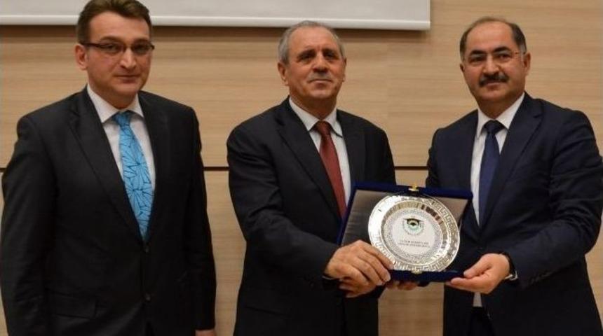 Tekirdağ Valisi Salihoğlu, Kamu Y&ouml;netiminin İşleyişini Anlattı