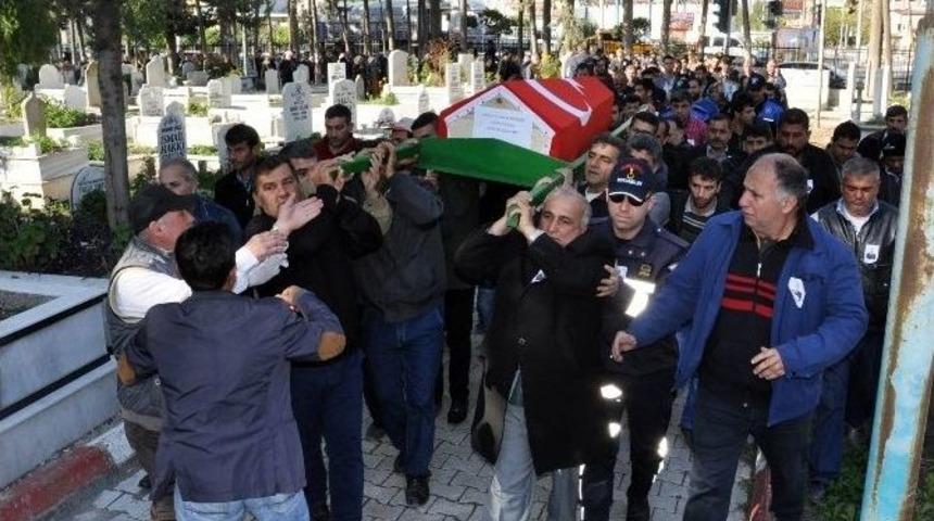 Trafik Kazasında Hayatını Kaybeden Astsubay Tarsus&rsquo;ta Toprağa Verildi