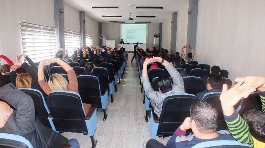 Maliye &Ccedil;alışanları, Bel Ve Boyun Ağrılarına Karşı Egzersiz Yaptı