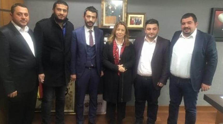 Ak Partili Gen&ccedil;lerden Bakan T&uuml;fenkci&rsquo;ye Ziyaret