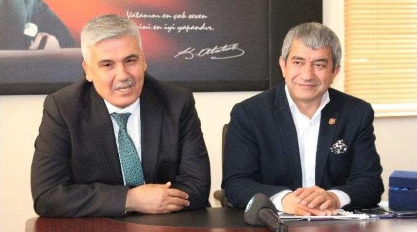Serik Belediye Başkanı &Ccedil;alık Agc&rsquo;yi Ziyaret Etti