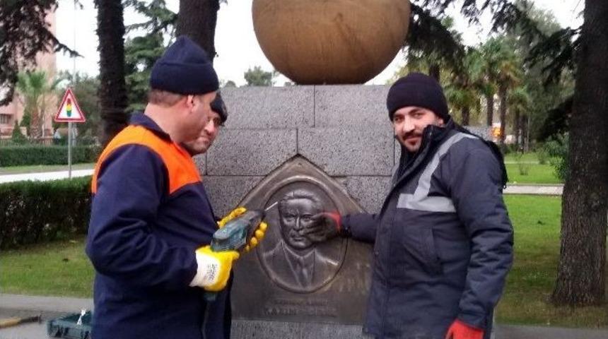 &Ccedil;alınan R&ouml;lyefin Yenisi Yerine Konuldu