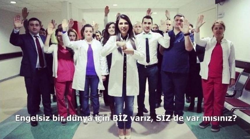 Engelliler İ&ccedil;in İşaret Diliyle Klip