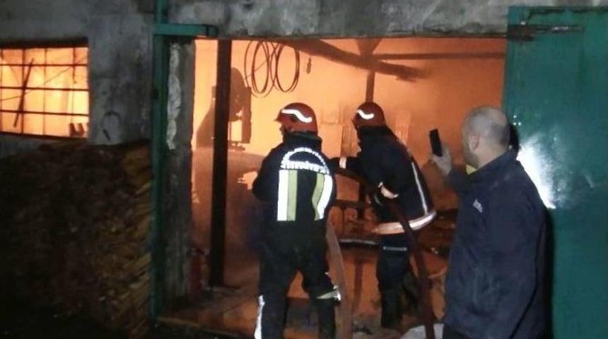 Sakarya’da Kaşık Atölyesinde Yangın