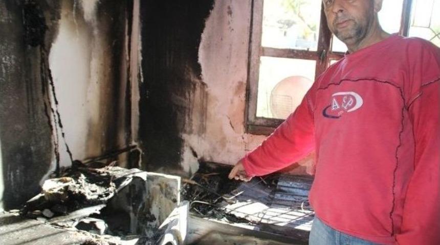 Erzin&rsquo;de Ev Yangını