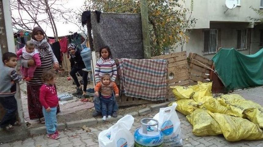 Başkan Akg&uuml;n, Suriyeli Aileleri Unutmadı
