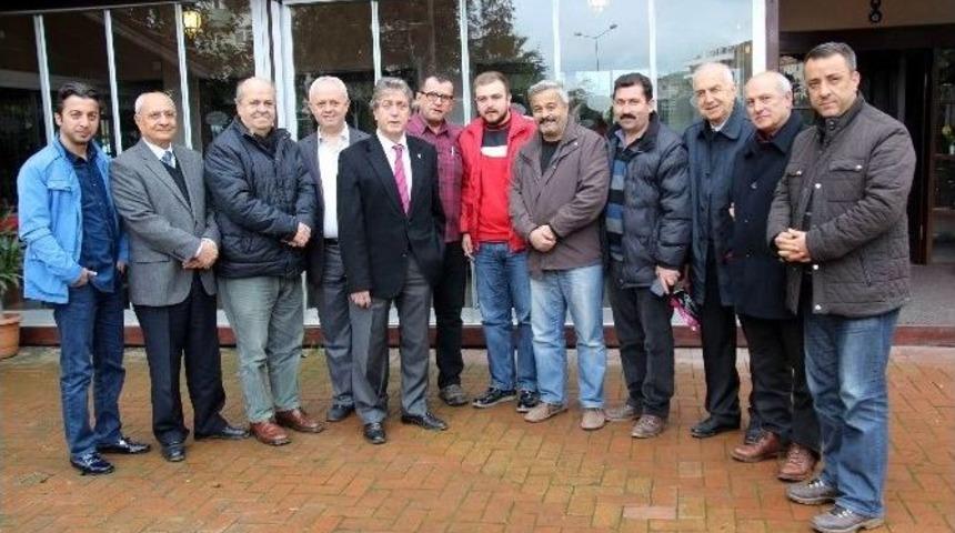 M&uuml;badillerden Kongreye Davet