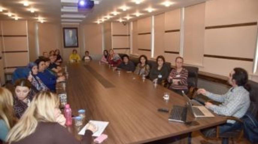 Kartepe&rsquo;de Sağlık Seminerleri S&uuml;r&uuml;yor