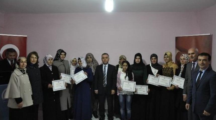 Eskişehir&rsquo;de Makrame Eğitimi Ve Belge T&ouml;reni