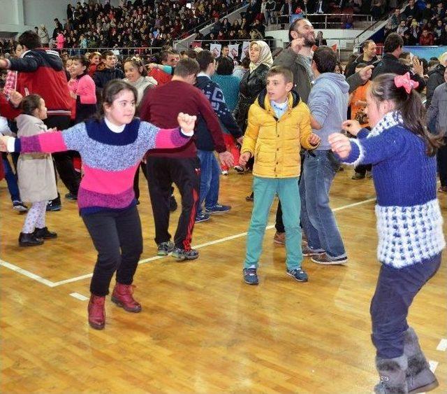 Trabzon’da Engeller Birlikte Aşılıyor