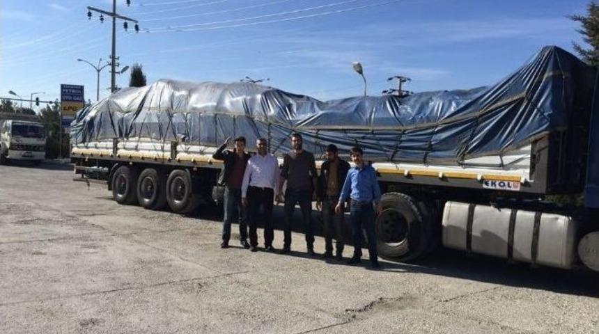 Yardım Tır&rsquo;ı Bayır Bucak T&uuml;rkmenleri İ&ccedil;in Yola &Ccedil;ıktı
