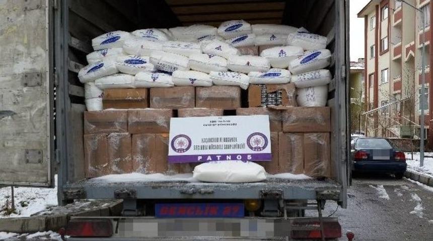 Patnos&rsquo;ta 221 Bin Paket Ka&ccedil;ak Sigara Ele Ge&ccedil;irildi