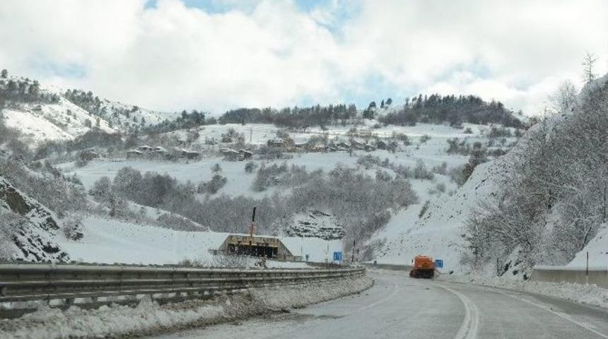 Sinop&rsquo;ta 118 K&ouml;y Yolu Ulaşıma Kapandı