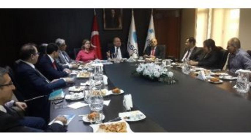 İzmir İş-kur İşe Yerleştirmede B&uuml;y&uuml;k İller Arasında Birinci