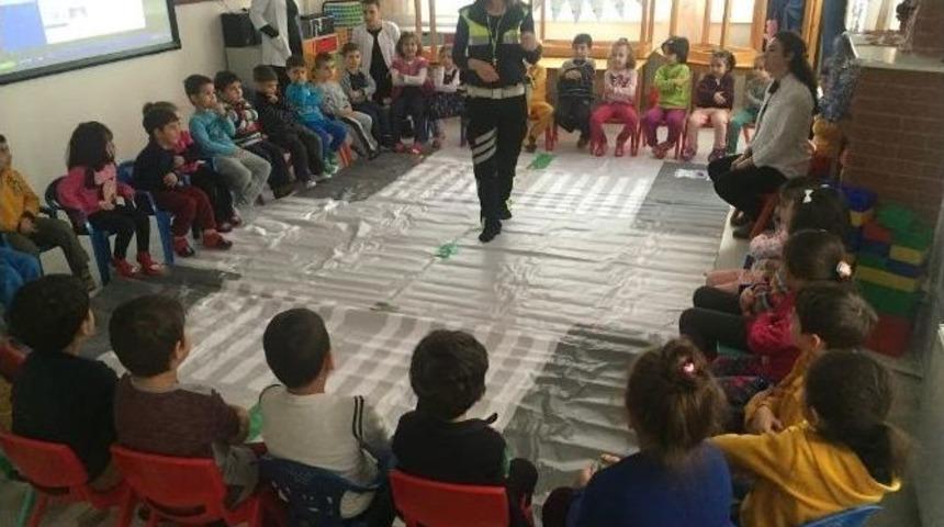 Trafik Eğitim Faaliyetleri Devam Ediyor