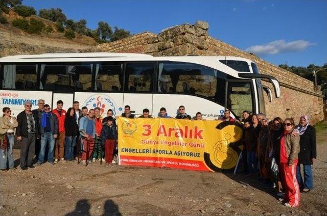 Aydın’da Engelli Gençlerze Yönelik Tarihi Gezi Düzenlendi